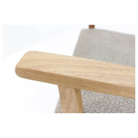 Image 1 of Vintage grijze stoffen fauteuil uit Tsjechië - jaren 1960