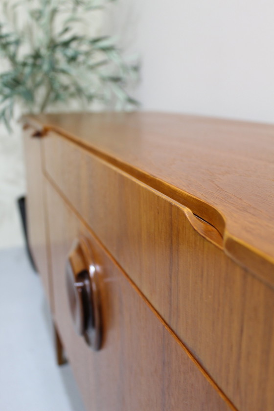 Image 1 of Vintage Design Dressoir, Sideboard - Beautility