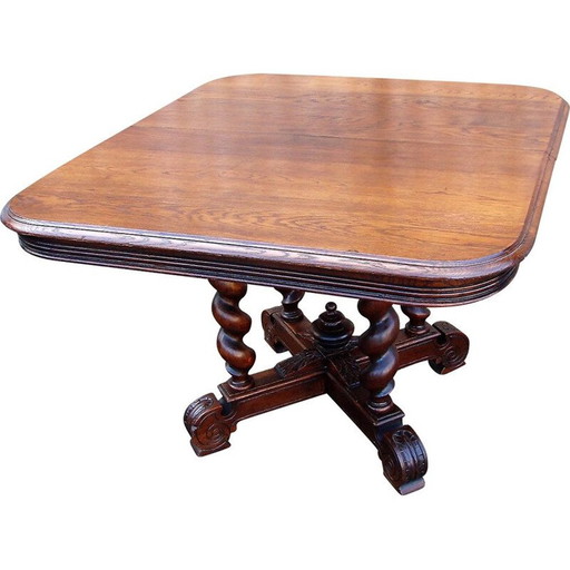 Eikenhouten vintage tafel met gebeeldhouwd onderstel op spiraalvormige kolommen