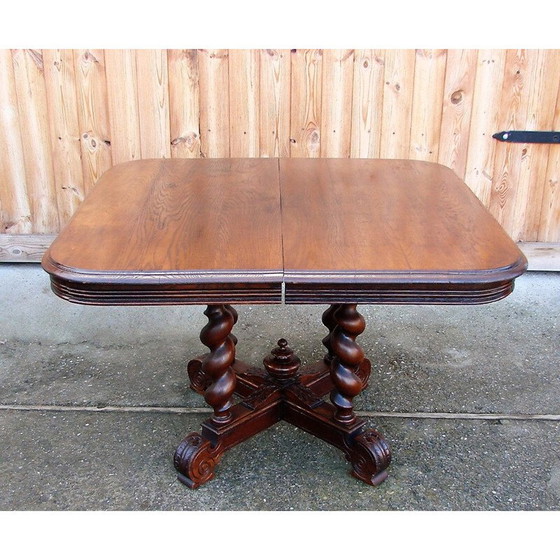 Image 1 of Eikenhouten vintage tafel met gebeeldhouwd onderstel op spiraalvormige kolommen