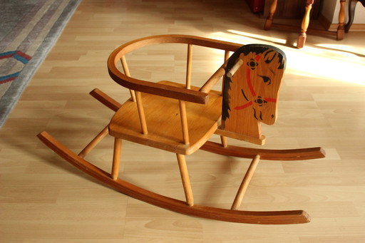 1970S Stevig houten hobbelpaard - Vintage