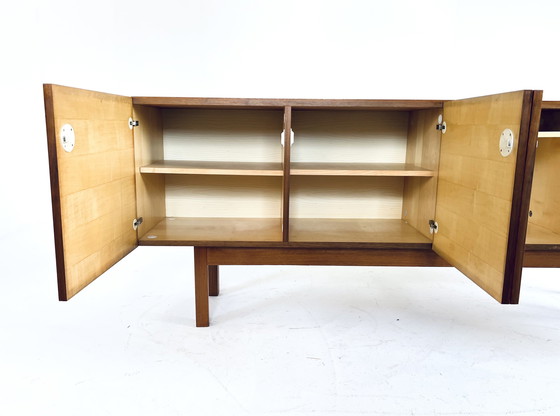 Image 1 of Vintage minimalistisch sideboard