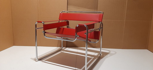 Knoll Wassily B3 2 nieuw-gebruikte rood lederen fauteuils van Marcel Breuer