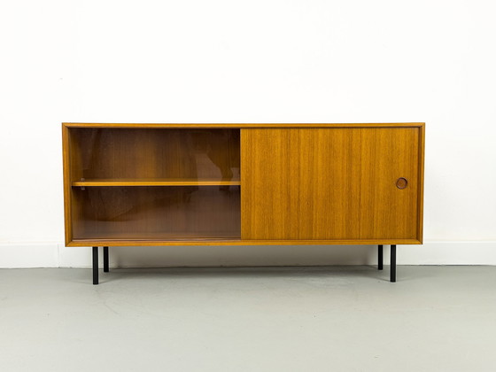 Image 1 of Vintage teakhouten Dressoirs met schuifdeuren, 1971