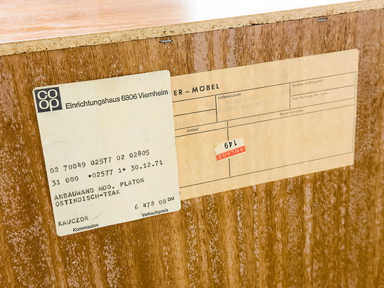 Image 1 of Vintage teakhouten Dressoirs met schuifdeuren, 1971