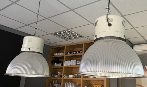 2x Industriele hanglamp