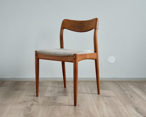 4x Uldum eetkamerstoelen van Johannes Andersen