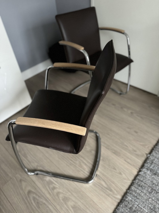 Image 1 of 4x Leolux Freyr stoelen bruin leder