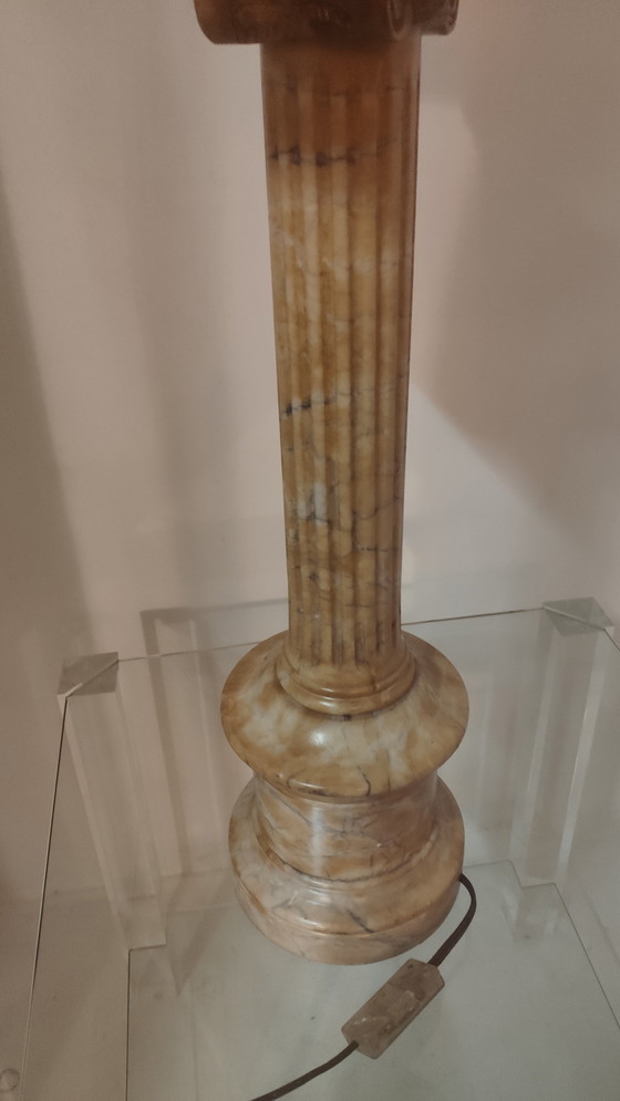 Image 1 of Griekse Stijl Tafellamp 