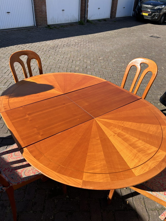 Image 1 of Casala Tafel Met 4 Stoelen - Kersenhout