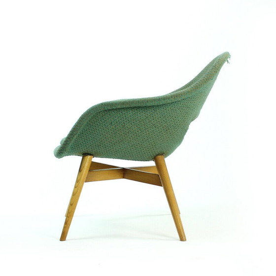 Image 1 of Vintage kuipstoel van glasvezel en hout door František Jirák, Tsjecho-Slowakije 1960