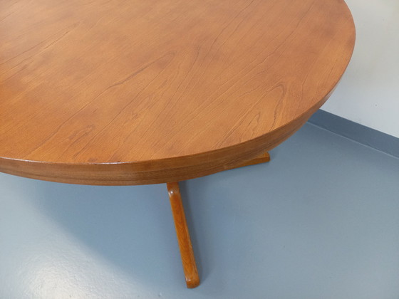 Image 1 of Baumann Vintage 60s 70s Licht iepenhout ovale eettafel met 2 verlengstukken