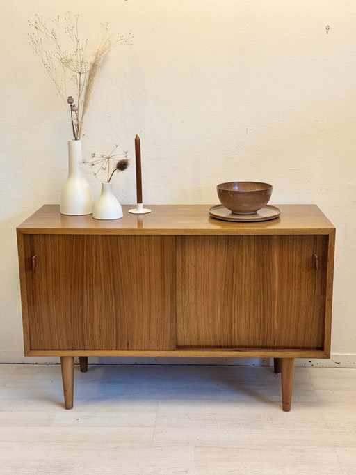 Vintage Dressoirtje / Sideboard Jaren 60