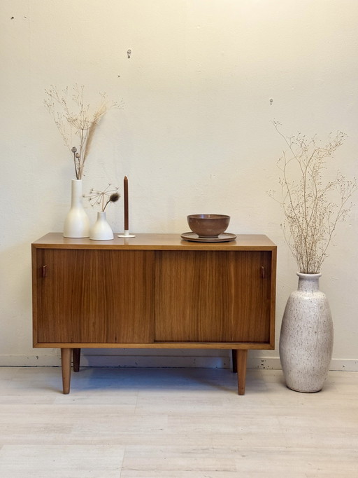 Vintage Dressoirtje / Sideboard Jaren 60