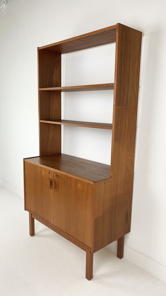 Image 1 of Teak Fineren Zweedse Vintage Boekenkast 