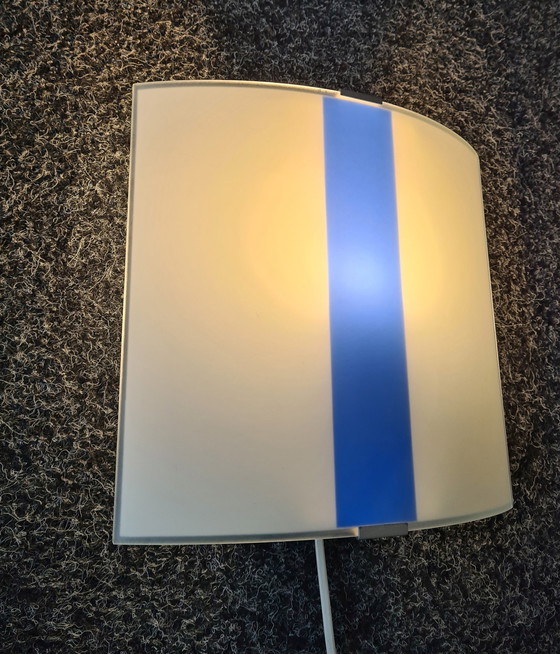 Image 1 of Massive Glazen Gematteerde Wandlamp. België