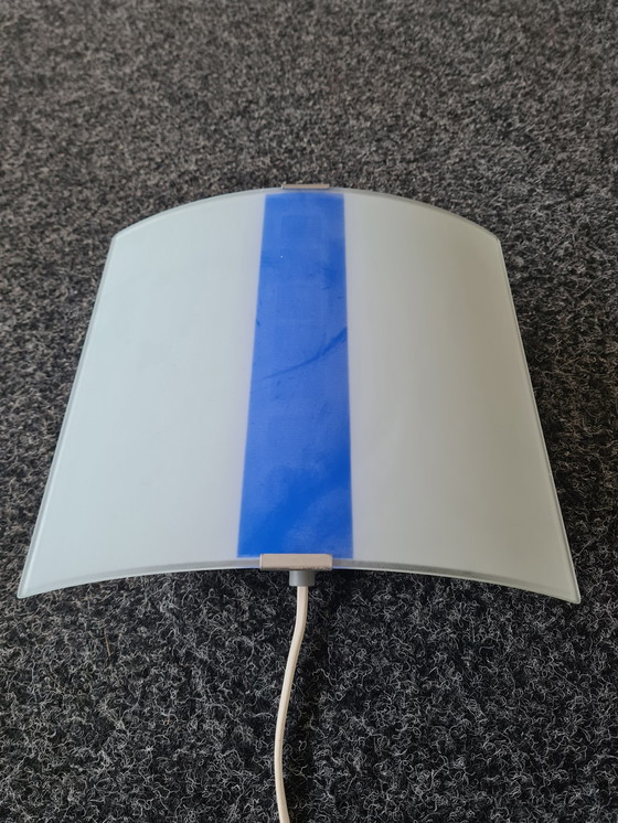 Image 1 of Massive Glazen Gematteerde Wandlamp. België