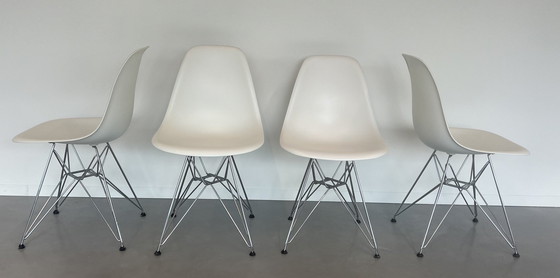 Image 1 of Vitra Eames Dsr Stoel