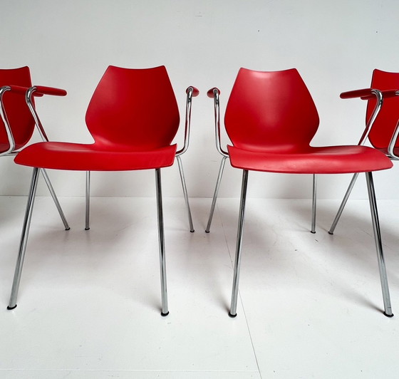 Image 1 of Set Van 4 Maui Kartell Stoelen Van Vico Magistretti, 1980’S