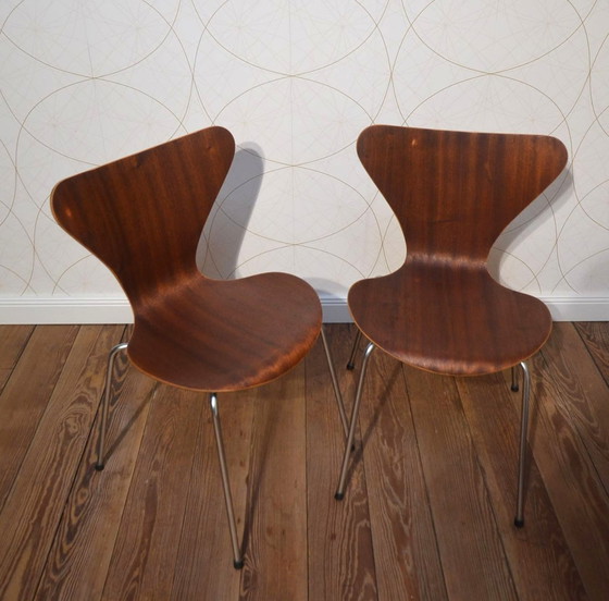 Image 1 of 2x Fritz Hansen stoelen