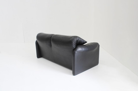 Image 1 of Cassina Maralunga 2 zits sofa zwart leer Vico Magistretti