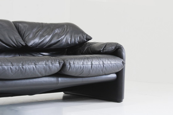 Image 1 of Cassina Maralunga 2 zits sofa zwart leer Vico Magistretti