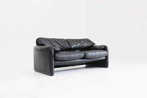 Image 1 of Cassina Maralunga 2 zits sofa zwart leer Vico Magistretti