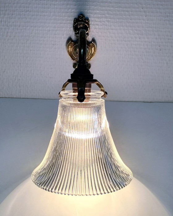 Image 1 of Bronzen wandlamp 1900 glas