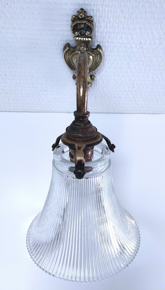 Image 1 of Bronzen wandlamp 1900 glas