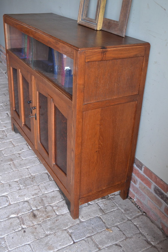 Image 1 of Antiek Eiken Houten Art Deco Dressoir.