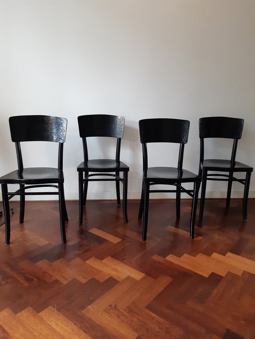 4xThonet stoelen