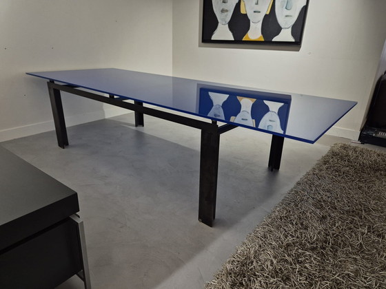 Image 1 of Unieke Moderne Design Eettafel - Staal Frame - Blauw Glas