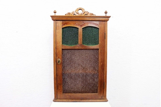 Image 1 of Vintage vitrine