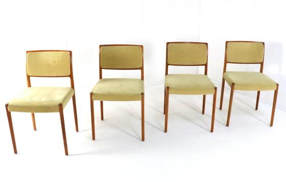 Image 1 of 4x Niels O Möller model 80 stoelen eetkamerstoelen vintage