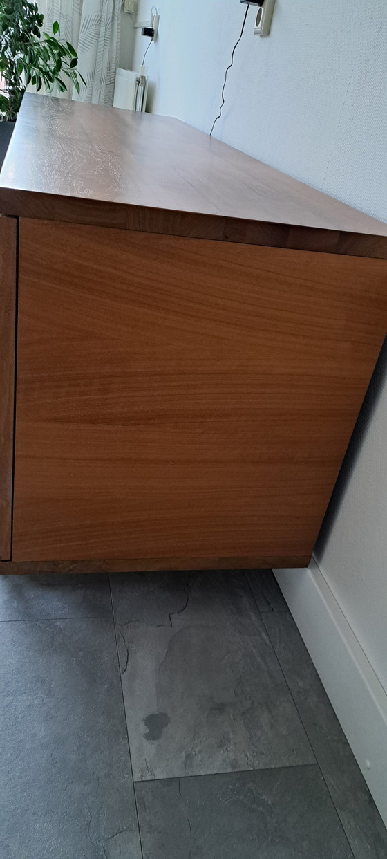 Image 1 of Bert Plantagie  dressoir noten hout