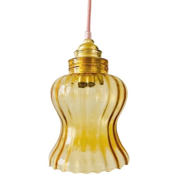 Image 1 of Vintage hanglampje geel glas roze