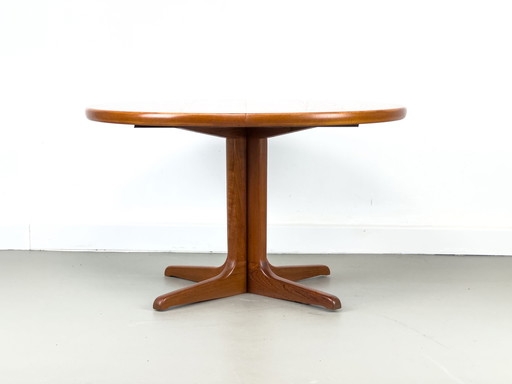 Deense ronde teakhouten eettafel met verlengstuk, 1970S