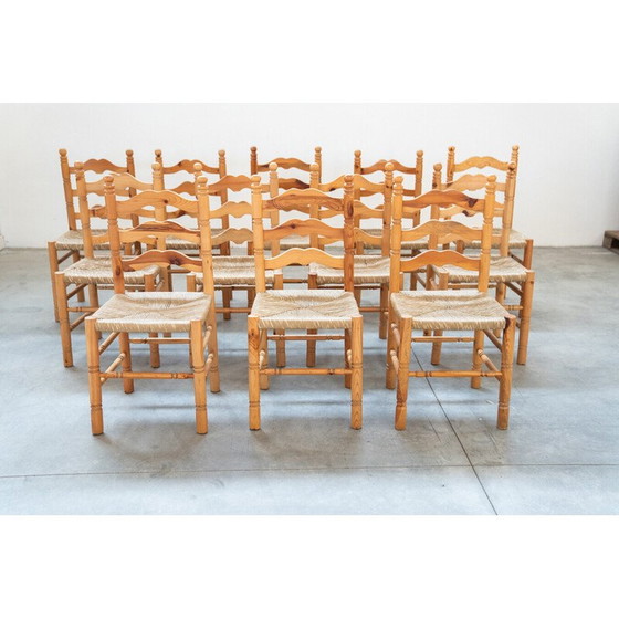 Image 1 of Set van 12 vintage rustieke grenen stoelen, Italië 1990