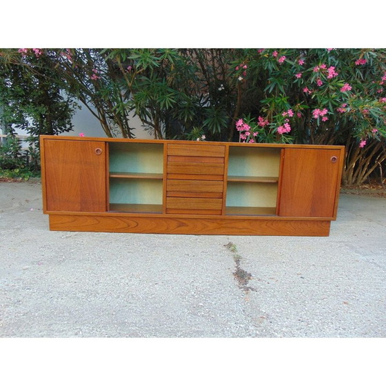 Image 1 of Mid century walnoten dressoir, jaren 1960