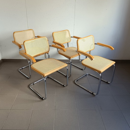 Set van 4 Vintage Cesca Stoelen "Made In Italy" Met Armleuningen