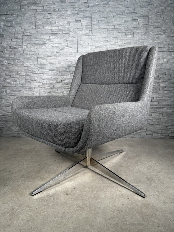 Image 1 of Naughtone Hush Swiffel Chair