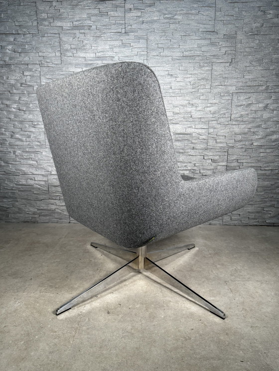 Image 1 of Naughtone Hush Swiffel Chair