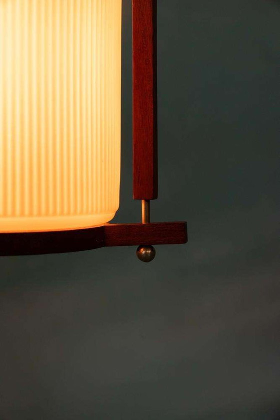 Image 1 of Vintage glazen hanglamp teak en melkglas, Midmod pendant