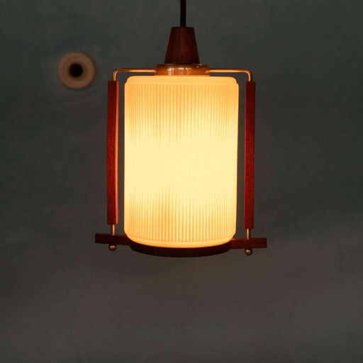 Vintage glazen hanglamp teak en melkglas, Midmod pendant