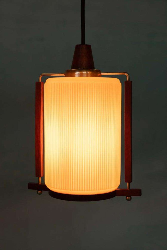 Image 1 of Vintage glazen hanglamp teak en melkglas, Midmod pendant