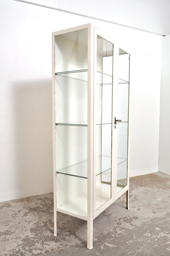 Image 1 of Vintage apothekerskast