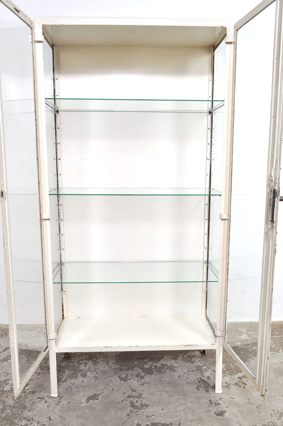 Image 1 of Vintage apothekerskast