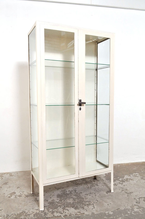 Image 1 of Vintage apothekerskast