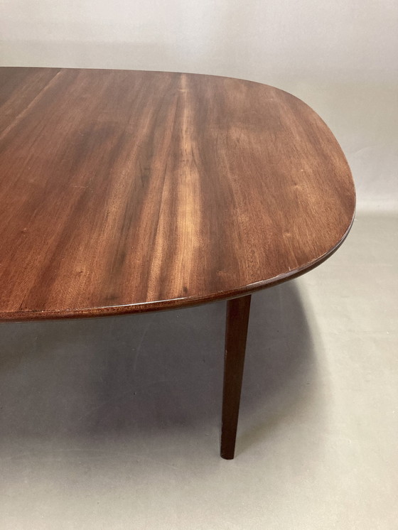 Image 1 of Scandinavische design tafel van rozenhout "Ole Wanscher" 1950.