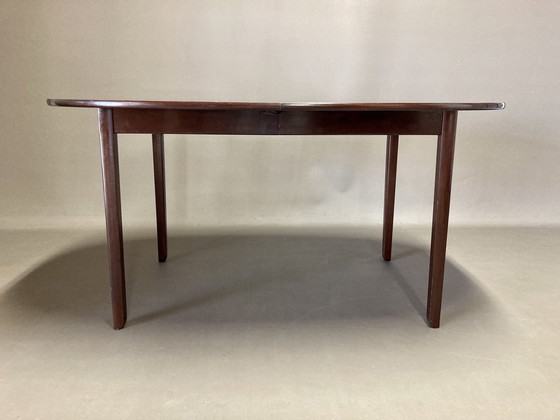 Image 1 of Scandinavische design tafel van rozenhout "Ole Wanscher" 1950.